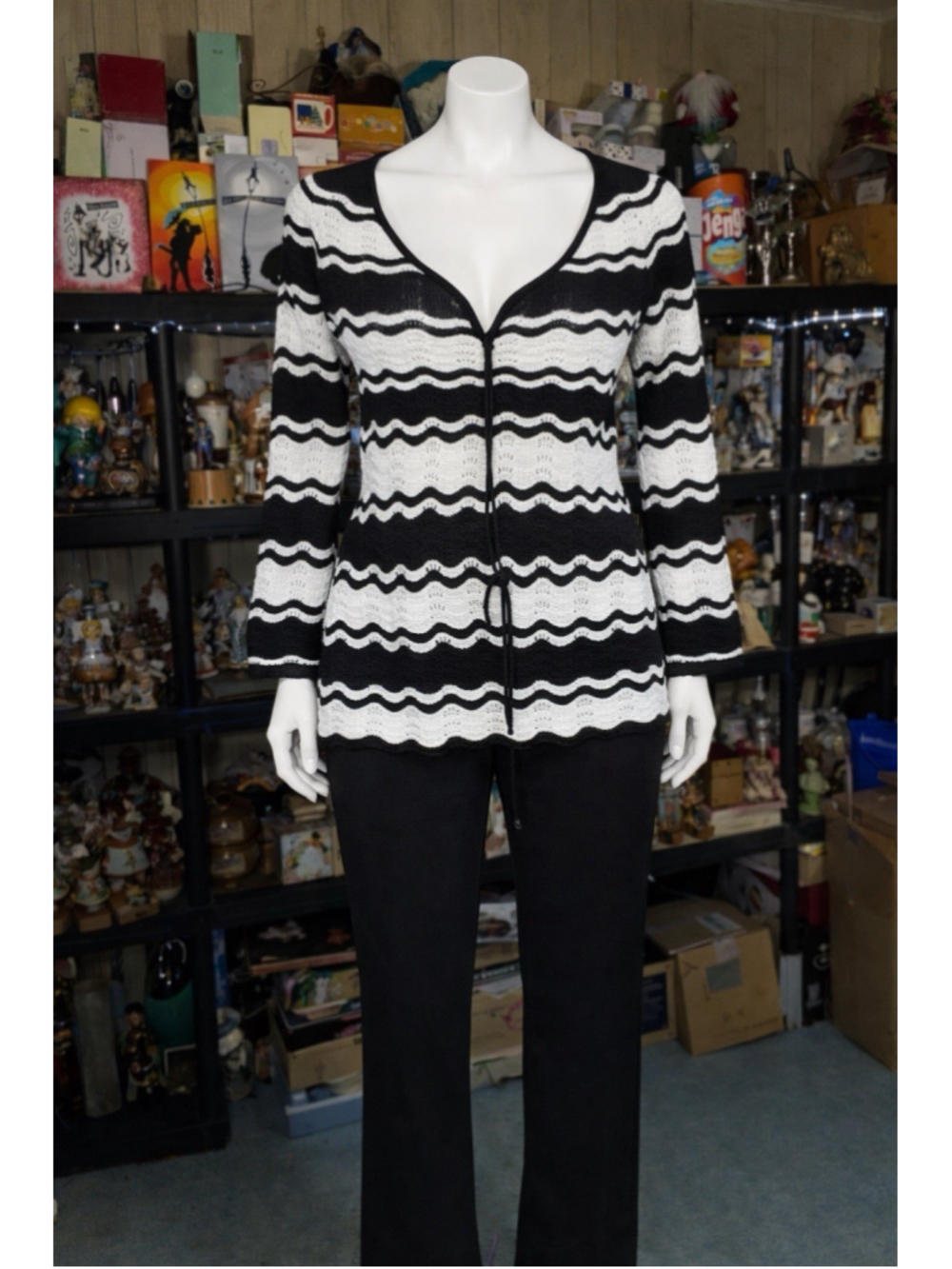 Womens Crochet Knit Top L Black White Striped Open Knit Lightweight